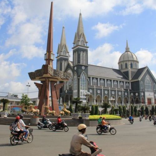 ĐỔI MỚI VÙNG TẠI BÌNH DƯƠNG - CƠ HỘI VÀ THÁCH THỨC